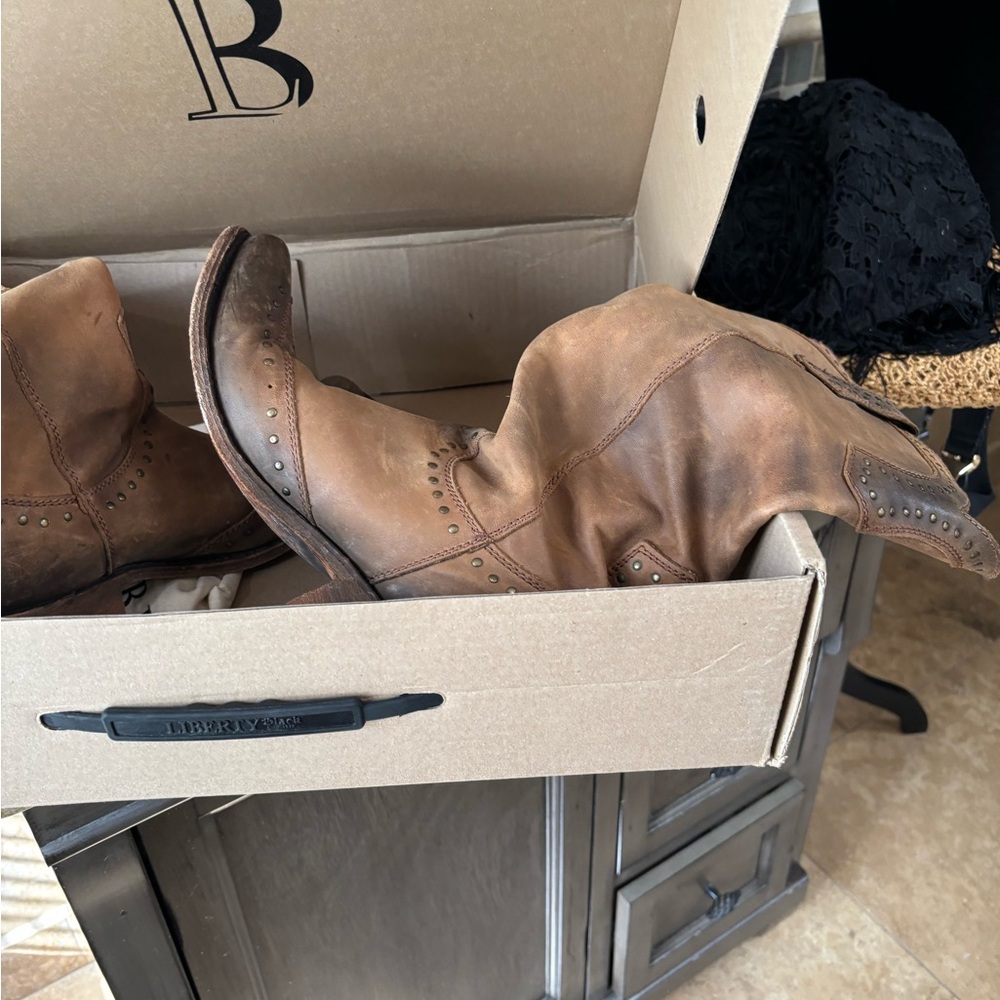 Liberty Brown Leather Western Boots